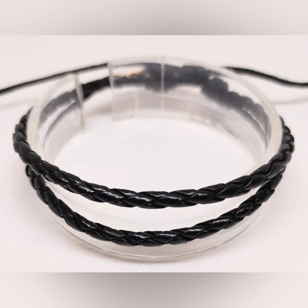 Black Braided‎ Bracelet F77